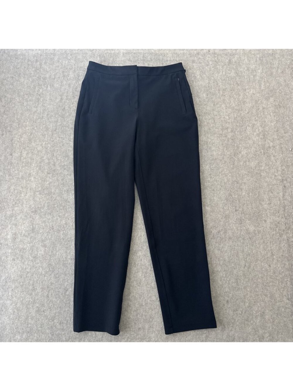 Lululemon‎ On The Move Pant Womens 4 Black Straight Leg Ankle Cropped